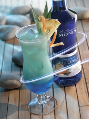 MONIN Blue Curacao ambiant